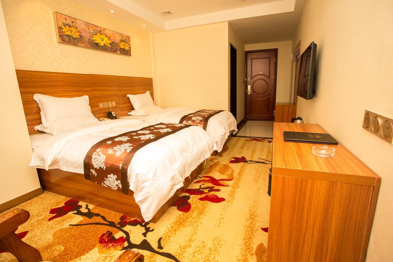 Huaming Hotel International Conference Center Гуанчжоу Экстерьер фото