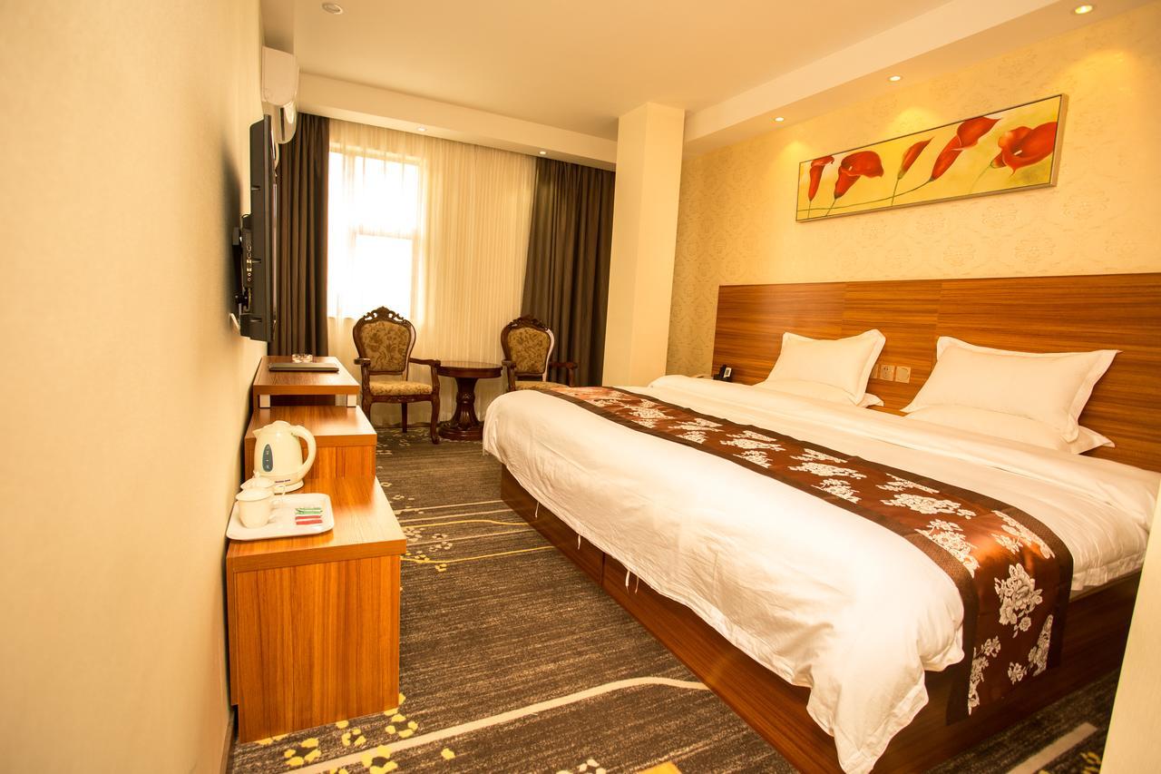 Huaming Hotel International Conference Center Гуанчжоу Экстерьер фото